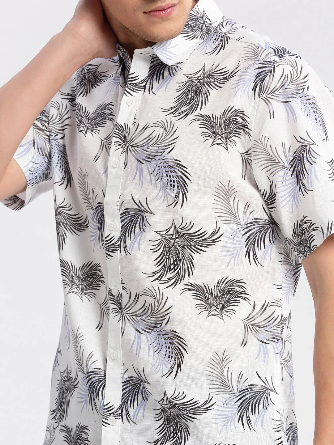 Men White Smart Slim Fit Floral Printed Oxford Cotton Casual Shirt