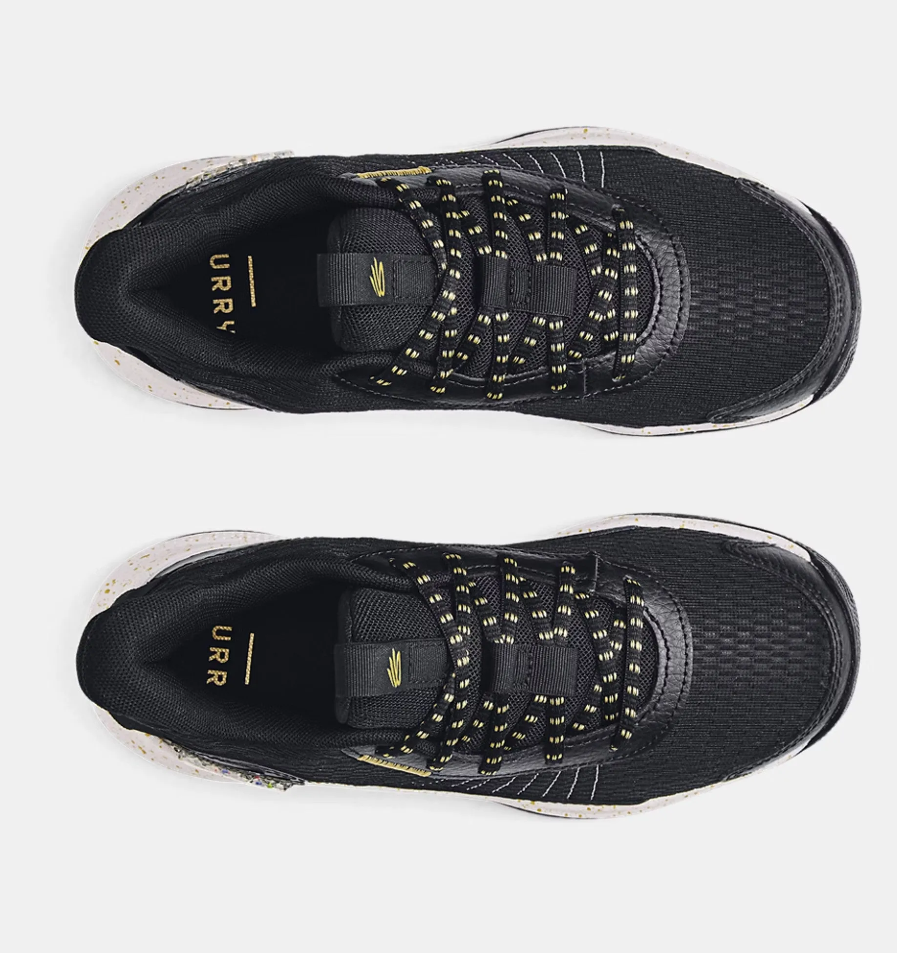 Under Armour Grade School Curry 3Z7 Basketball Shoes - Black / Metallic Gold